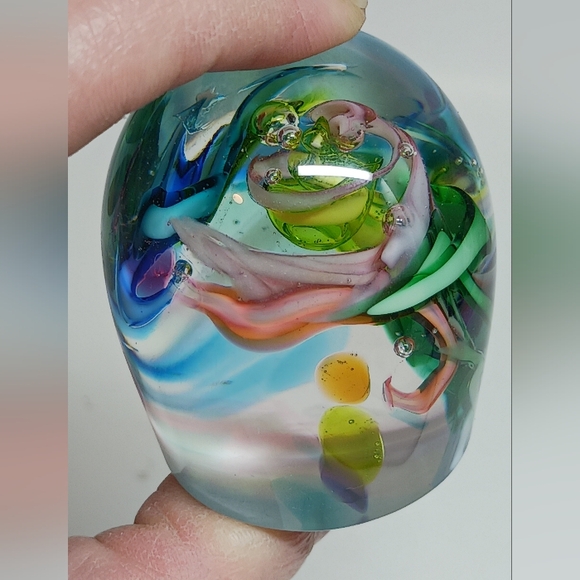 Alyssa Getz Paperweight signed - Picture 10 of 14